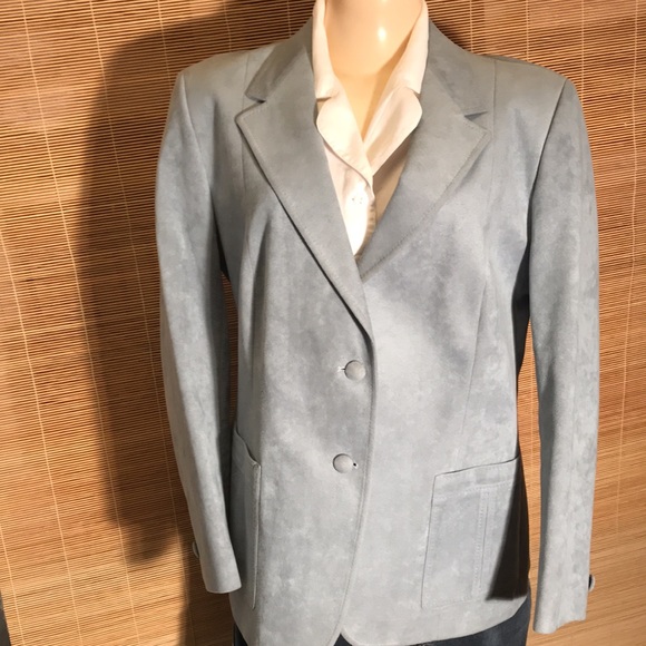 LeBarron Jackets & Blazers - LeBarron Blue Ultra Suede Blazer. 18